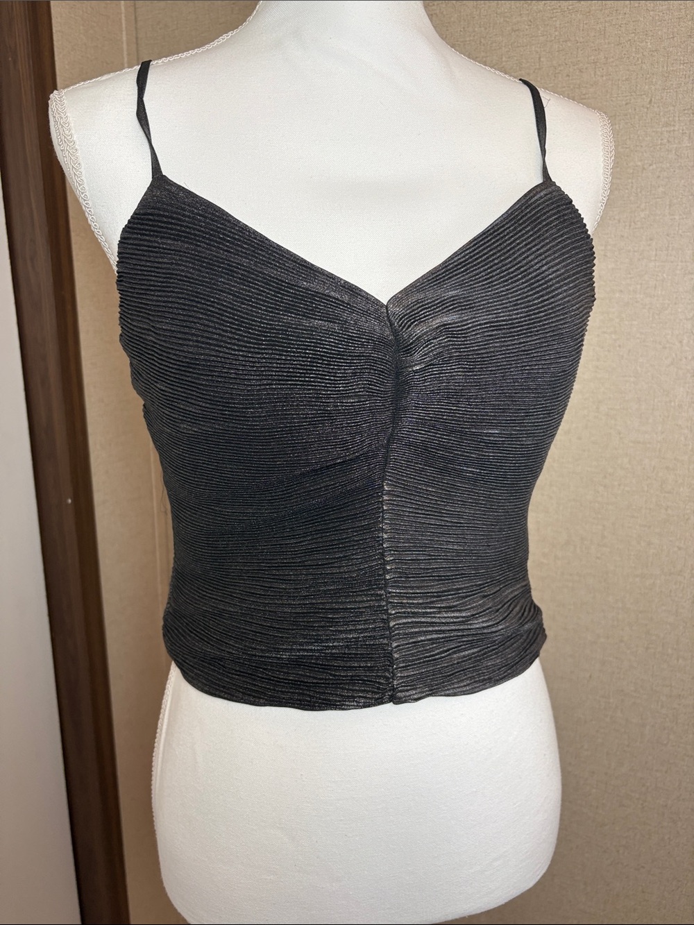 Express Metallic Black Pleated Bow Back Cami Crop Top Sz Small Clubwear Y2K